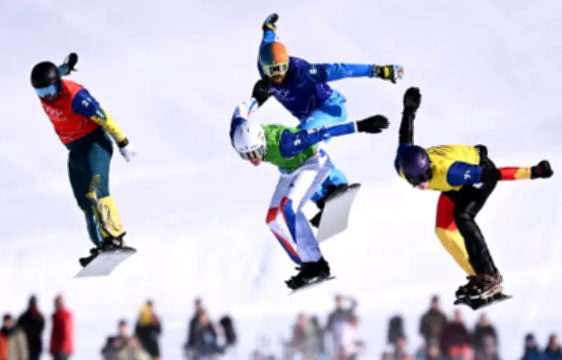 Snowboardcross : un bronze en mixte sauve l'honneur des Bleus aux JO malgré les désillusions