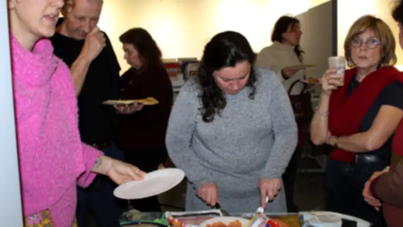 Soirée littérature et crêpes party à Belvézet pour célébrer l'amour et l'amitié
