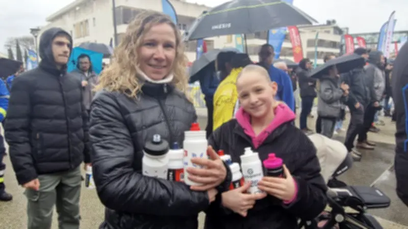 Spectateurs fidèles bravent la pluie pour l'Étoile de Bessèges à Alès