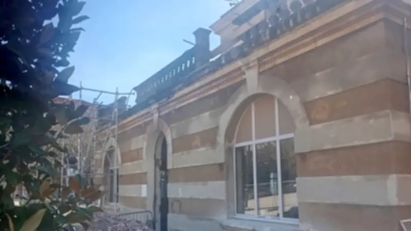 Sète transforme ses Bains douches en espace culturel avec donation Othoniel