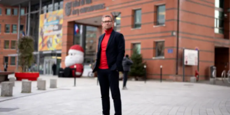 Stéphane Beaudet, maire d'Evry-Courcouronnes, face aux menaces en pleine campagne électorale