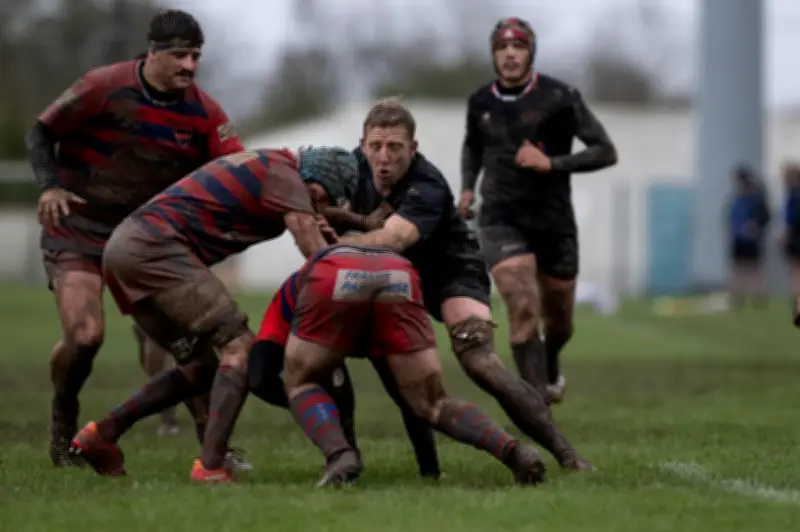 Surgères face au défi crucial en Vendée : Ramade appelle à une révolution du club