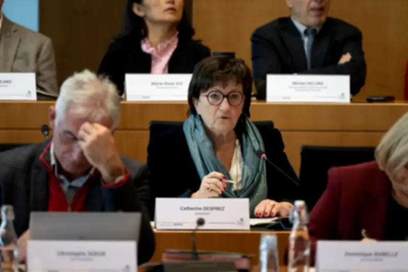 Surgères : la maire sortante Catherine Desprez passe le flambeau à son adjointe Pascale Gris