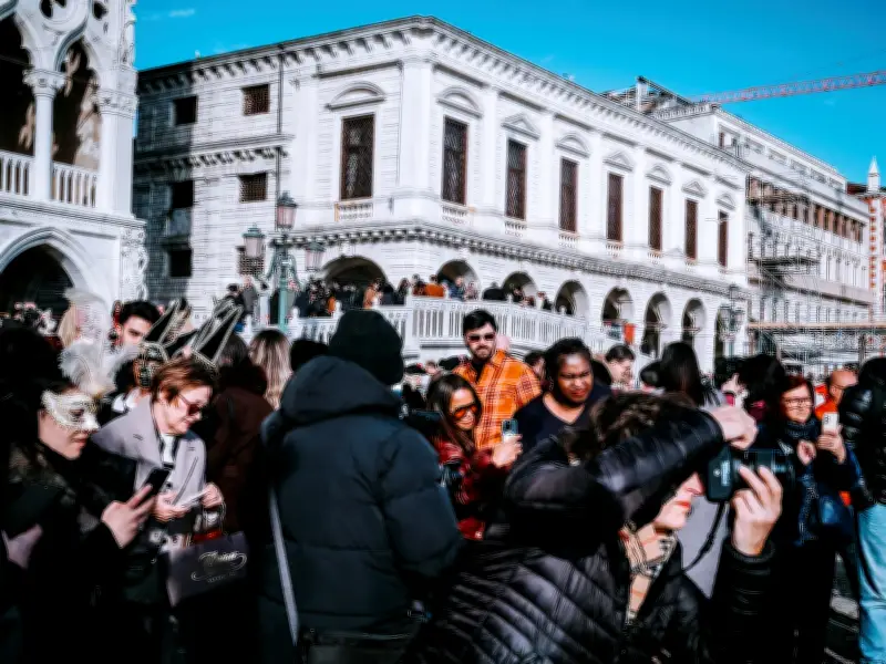 Surtourisme : l'étau se resserre sur Capri et les destinations saturées