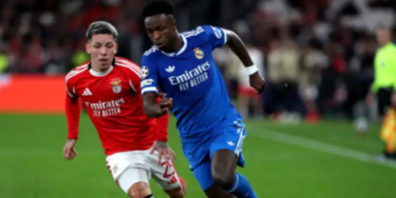 Suspension confirmée pour Prestianni après des accusations de propos racistes contre Vinicius