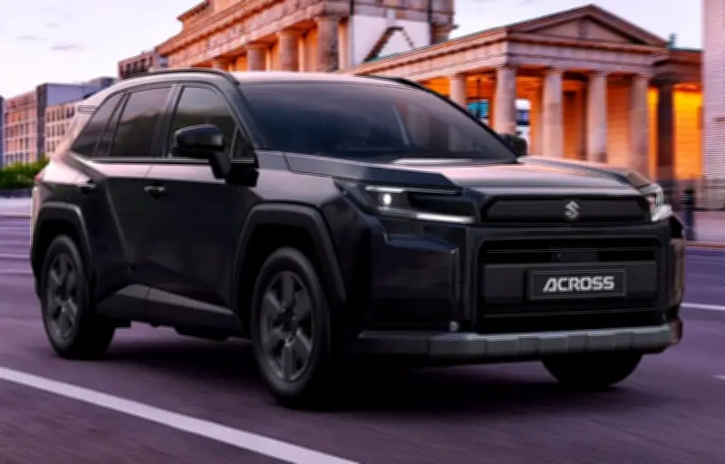 Suzuki Across : le clone fidèle du Toyota RAV4 revient en version hybride rechargeable