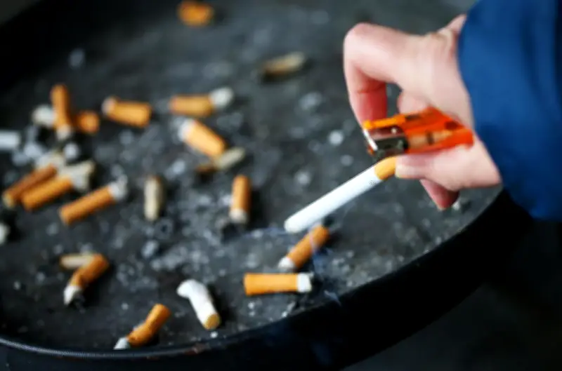 Tabac : 68 000 décès en France en 2023, un fardeau sanitaire toujours trop lourd