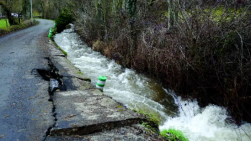 Tempête Nils : la route des Landes coupée après des inondations historiques en Aveyron