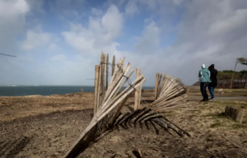 Tempête Pedro : vents violents et pluies intenses menacent l'ouest de la France