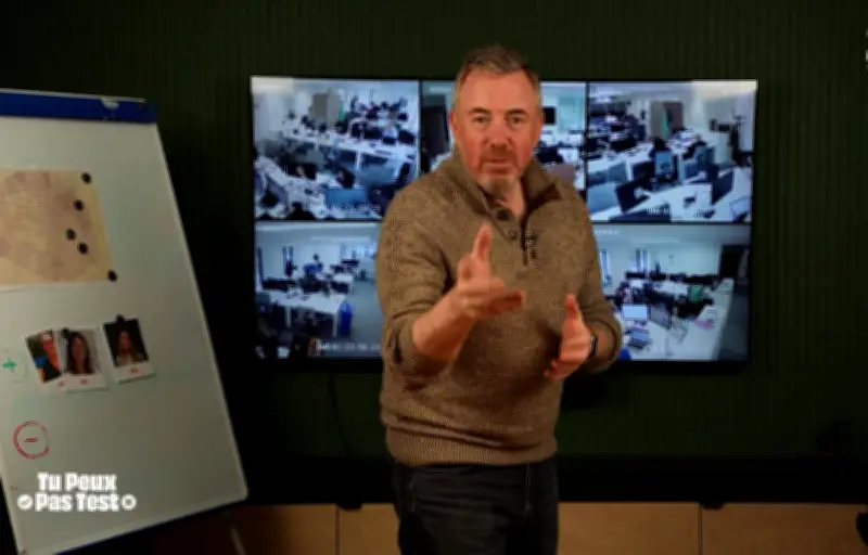 Test d'un traducteur IA en temps réel avec des touristes devant la Tour Eiffel