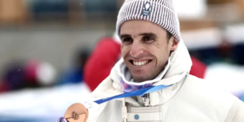Thibault Anselmet décroche le bronze en ski-alpinisme aux JO 2026 à Bormio