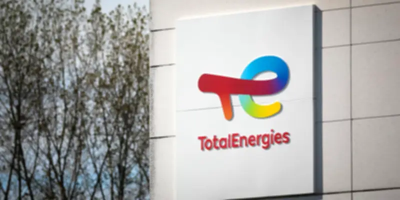 TotalEnergies augmente sa production d'hydrocarbures malgré la baisse des prix du baril