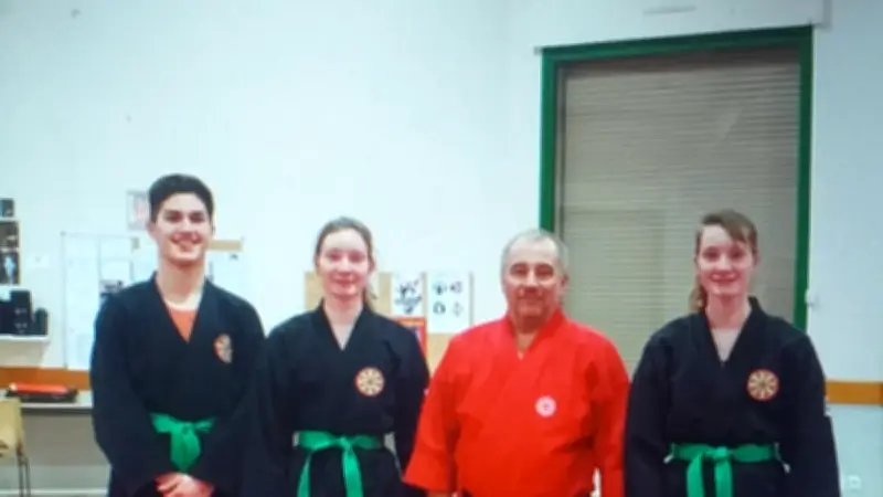 Trois jeunes sportifs du Gard récompensés par une nouvelle ceinture en Francombat