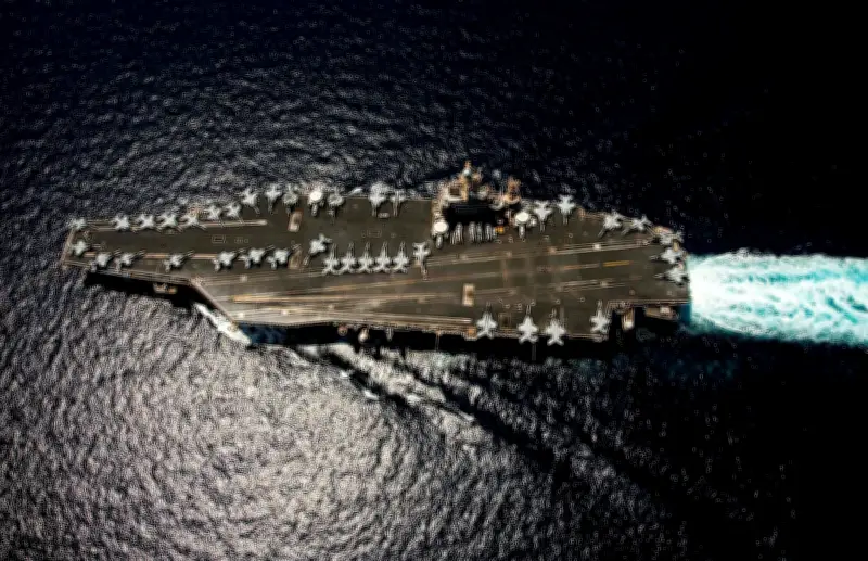 Trump menace l'Iran de mesures sévères et d'un second porte-avions