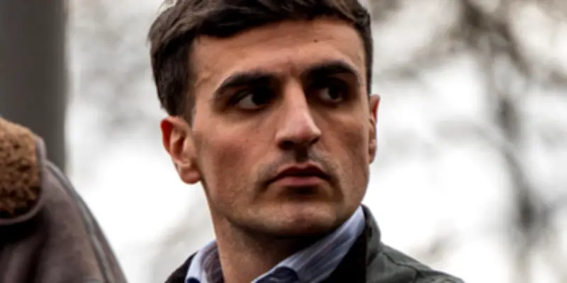 Un assistant parlementaire du RN licencié pour des publications contraires aux valeurs