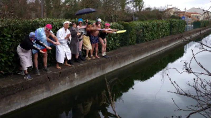 Un collectif exige une piscine couverte dans l'Hérault pour l'apprentissage de la natation