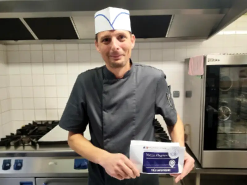 Un cuisinier scolaire de Dordogne reçoit la meilleure note après une inspection surprise