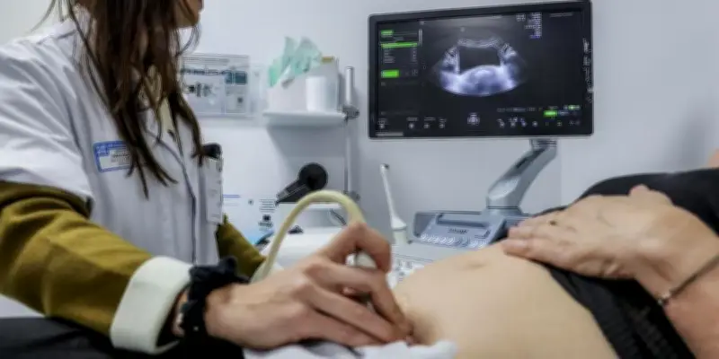 Un gynécologue australien accusé d'opérations injustifiées, une enquête policière ouverte