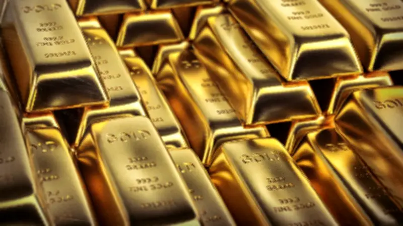 Un Italien jette par erreur 20 lingots d'or à la poubelle, une chasse au trésor s'ensuit