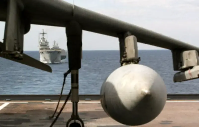 Un navire militaire italien en quarantaine à Brest après un cas de méningite