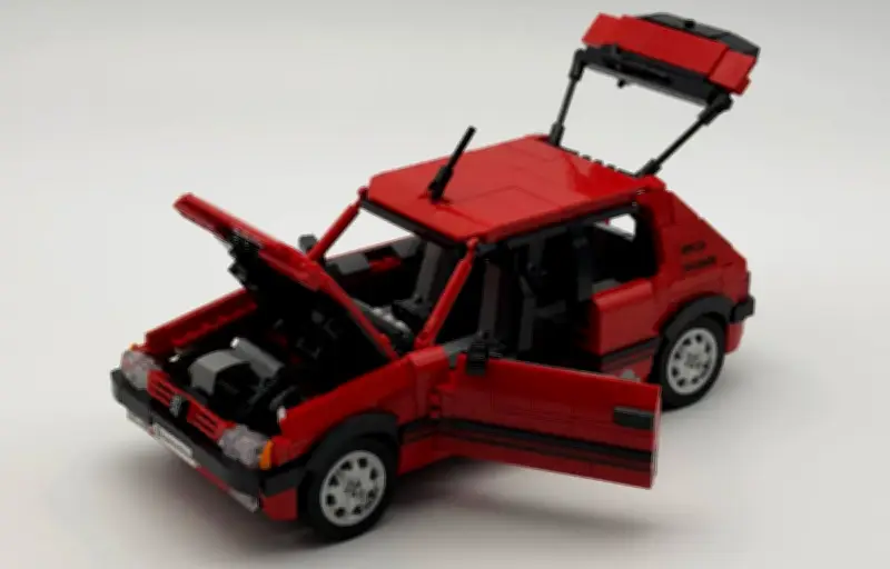 Un Néerlandais révolutionne les Lego avec des kits de voitures sur mesure à 1000 euros