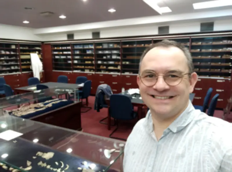 Un paléoanthropologue français reconstitue le cerveau de Néandertal grâce à l'IA