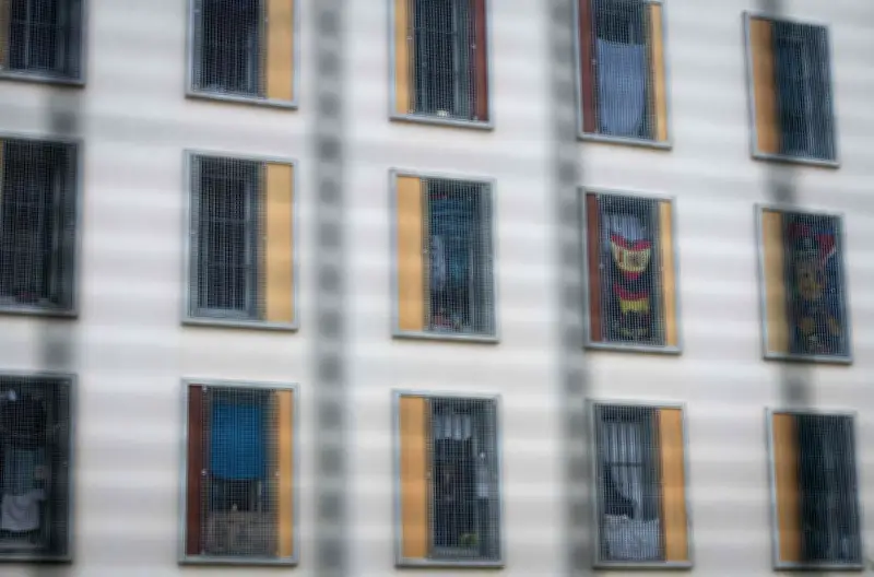 Un père condamné pour harcèlement après avoir perdu l'autorité parentale