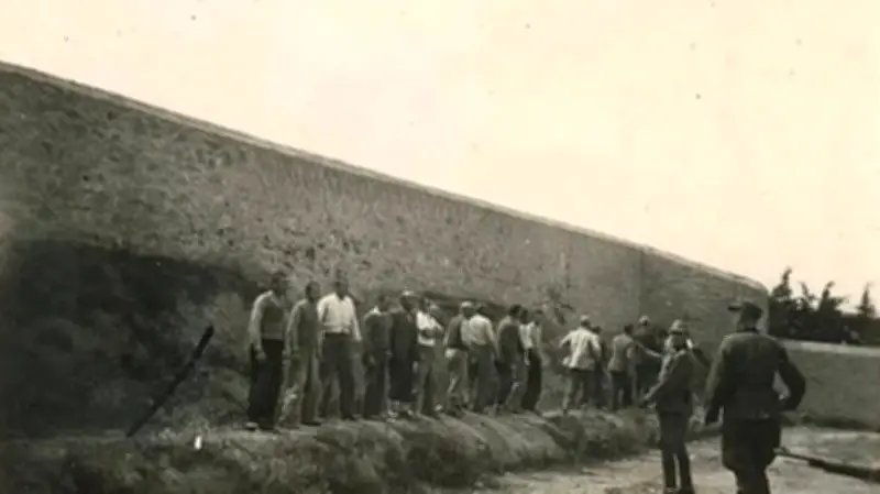 Un trésor historique réapparaît sur eBay : photos de résistants grecs massacrés par les nazis