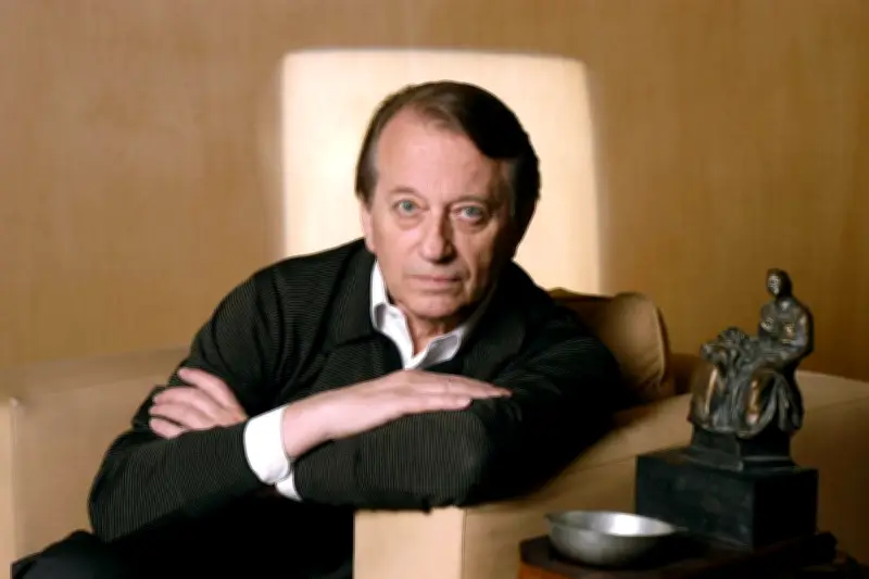 Une biographie monumentale redonne vie à Hector Bianciotti, écrivain oublié