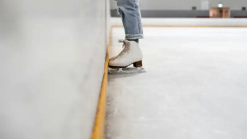 Une patinoire gratuite s'installe au Polygone de Montpellier pour les vacances