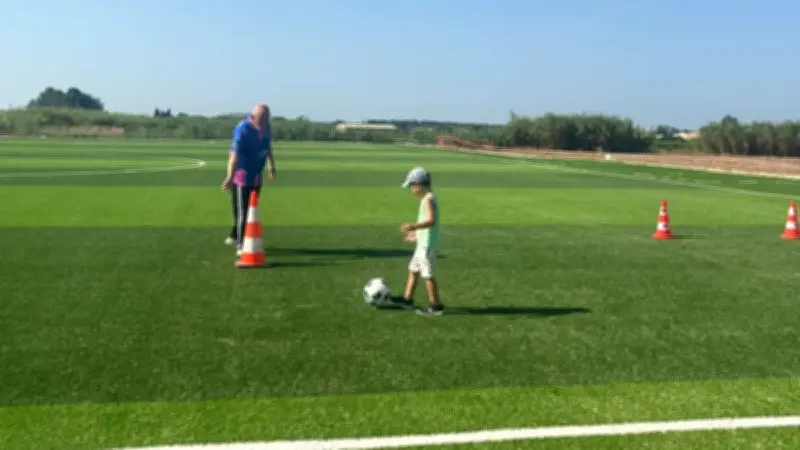 Vacances d'hiver à Pomérols : un programme sportif et créatif gratuit pour les jeunes