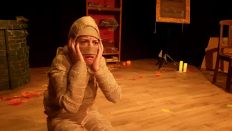 Vacances à Nîmes : Théâtre, Cirque et Danse pour Enchanter les Jeunes Spectateurs