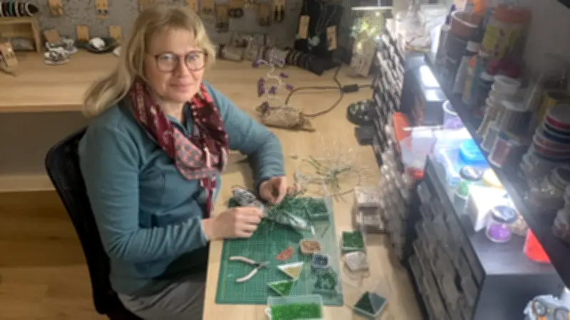 Valérie Bocina, de famille d'accueil à créatrice de bijoux uniques avec C'Emma création