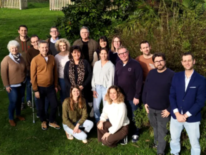 Varzay tourne une page après 43 ans : Bernard Châteaugiron passe la main à Thierry Carpentier