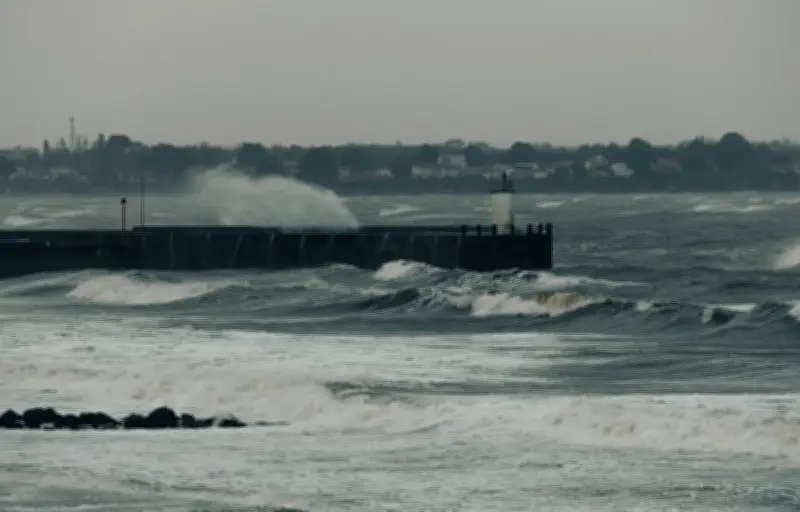 Vent violent et pluies intenses : une dépression active menace le sud-ouest