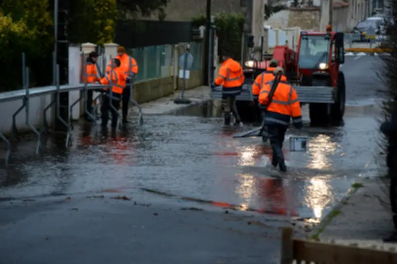 Vents violents en Charente-Maritime : 36 800 foyers privés d'électricité