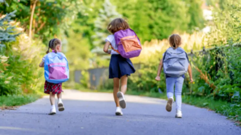 Vers la fin des grandes vacances d'été ? Le ministre de l'Éducation envisage un mois et demi maximum