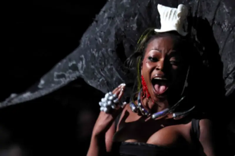 Victoires de la musique 2024 : Theodora triomphe, les femmes et la diversité à l'honneur