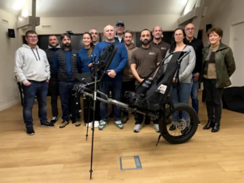 Villefranque : un don de kart adapté pour les enfants handicapés par Azkena Club