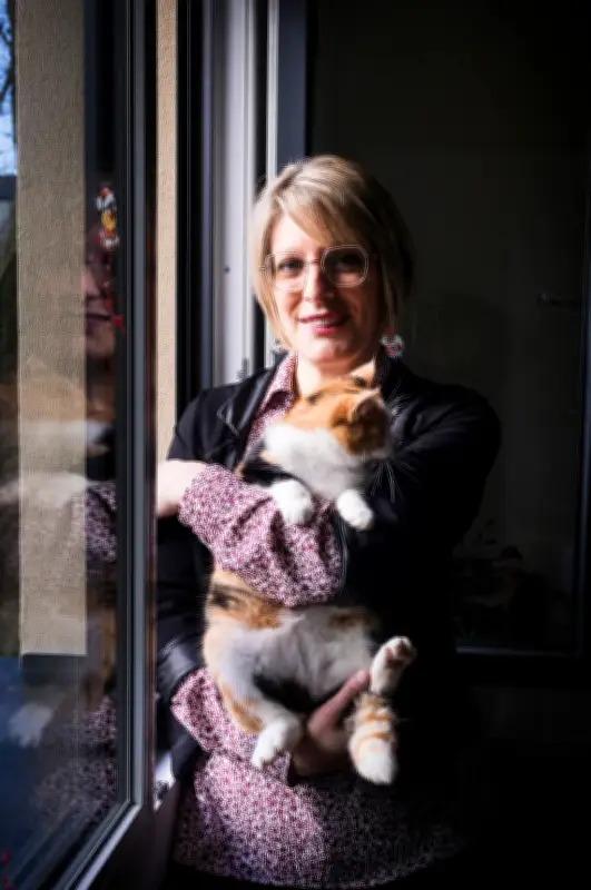 Vivre avec le syndrome de Gilles de la Tourette : un combat quotidien contre les tics