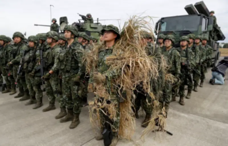 Wang Yi met en garde contre une confrontation avec les États-Unis sur Taïwan