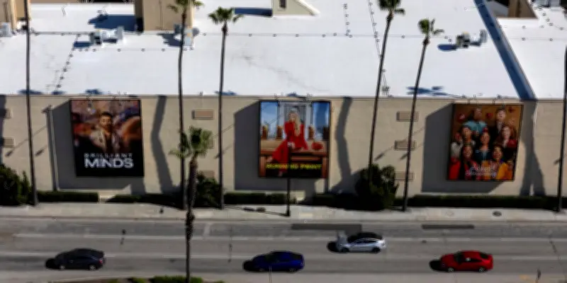 Warner Bros Discovery ouvre des négociations avec Paramount, Netflix en embuscade