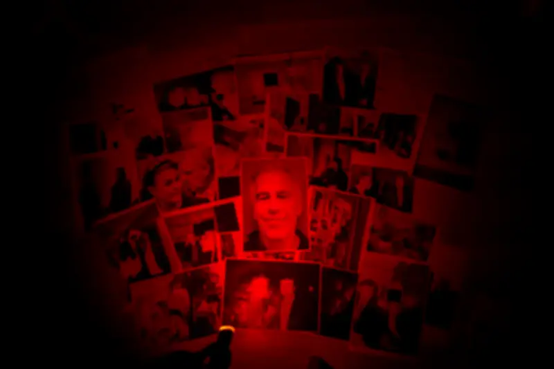 Wu Ming 1 analyse les liens entre les dossiers Epstein et le complotisme contemporain