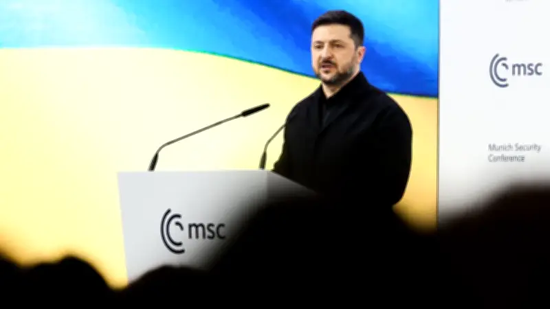 Zelensky qualifie Poutine d'« esclave de la guerre » à la Conférence de Munich