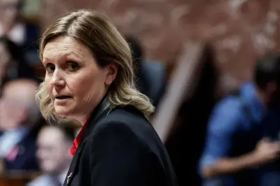 Affaire Epstein : Yaël Braun-Pivet réclame une action de la justice française