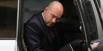 Diplomate français cité dans les Epstein Files : enquête judiciaire et suspension