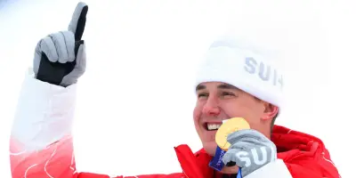 Franjo von Allmen réalise un triplé historique aux JO de Milan-Cortina