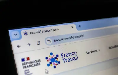 Le ministre du Travail recule sur la surveillance des chômeurs, mais les syndicats restent inquiets