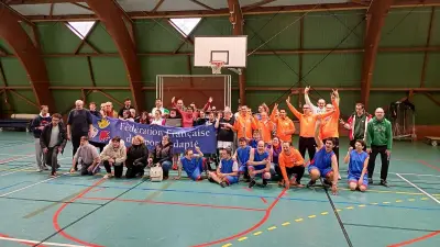 Sainte-Angèle : le basket adapté unit les résidents lors d'un championnat historique