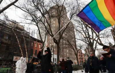 Stonewall : le retrait du drapeau arc-en-ciel suscite l'indignation à New York